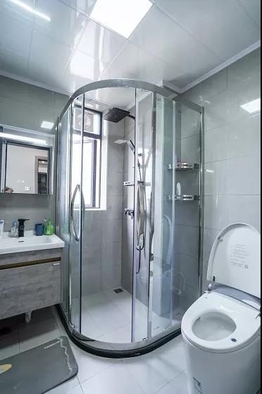 100㎡三居室，打造現(xiàn)代風生活的高雅與舒適